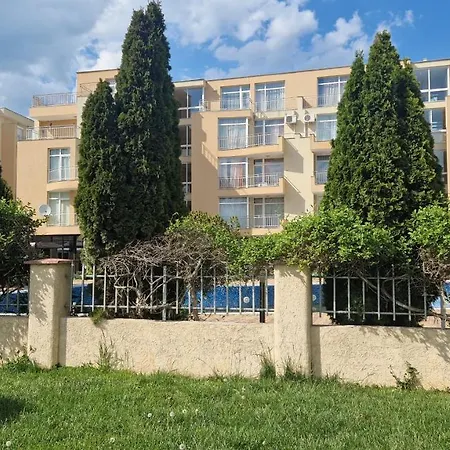 Kamelia Suites Sunny Beach Exterior photo