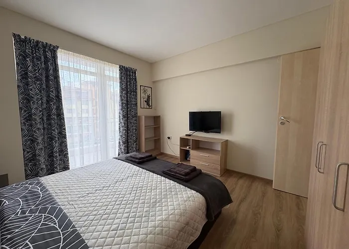 Kamelia Suites